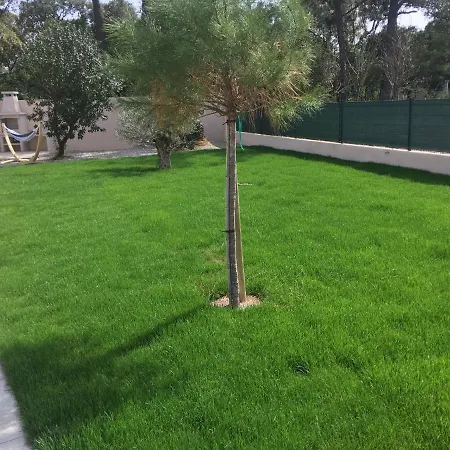 Holiday home Marie Jo Bord De *